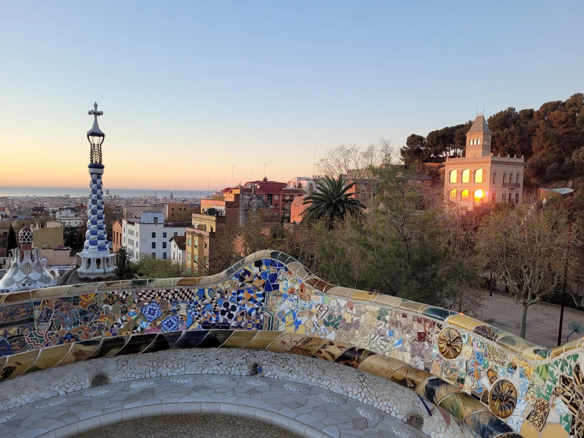 Park Güell Barcelona - colorful mosaic benches and architecture